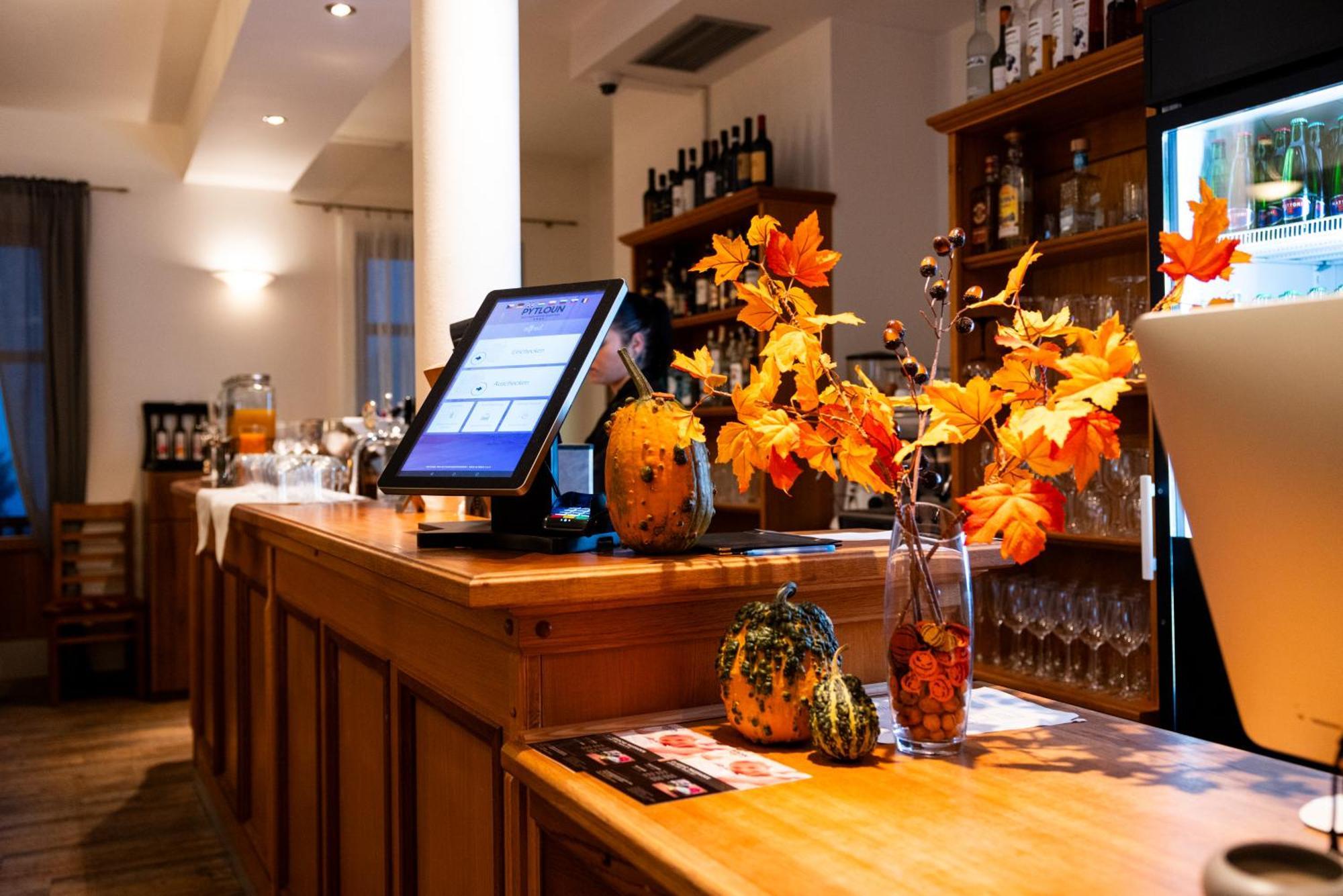 Místo Pytloun Wellness Hotel Hasistejn מראה חיצוני תמונה
