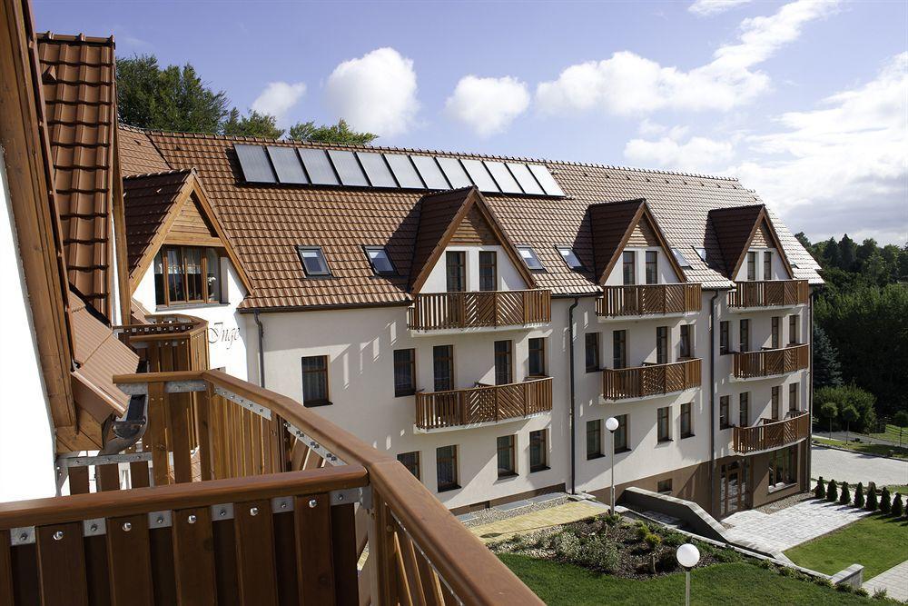 Místo Pytloun Wellness Hotel Hasistejn מראה חיצוני תמונה