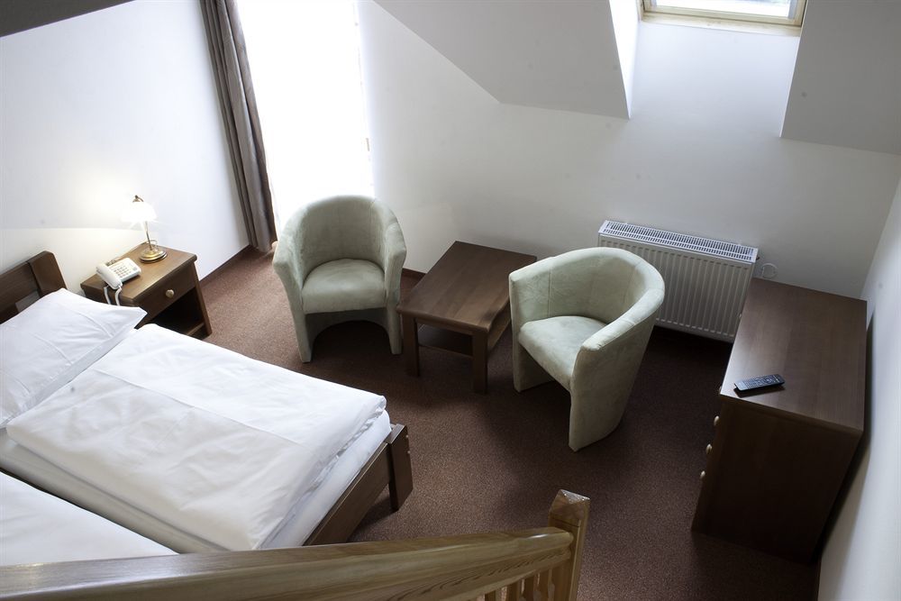 Místo Pytloun Wellness Hotel Hasistejn מראה חיצוני תמונה