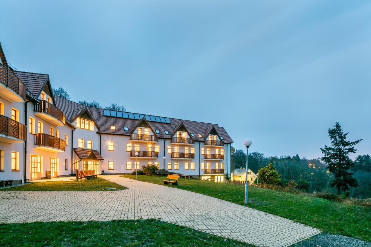 Místo Pytloun Wellness Hotel Hasistejn מראה חיצוני תמונה